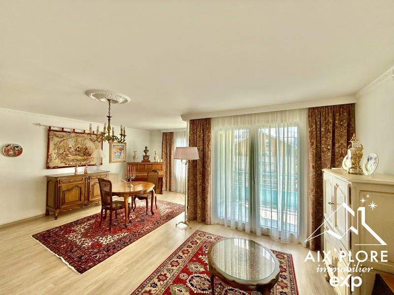 Appartement - 91 m² - 4 pièces