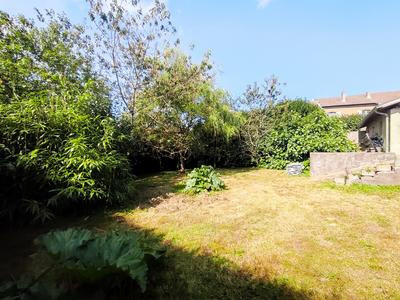 Maison - 215 m² - 5 pièces