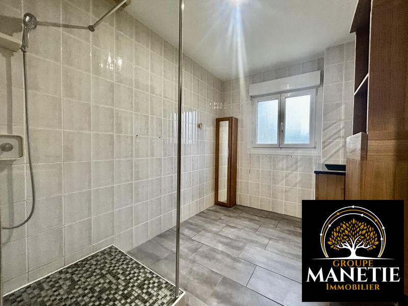 Maison - 146 m² - 6 pièces