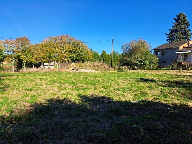 Terrain constructible - 1 275 m²
