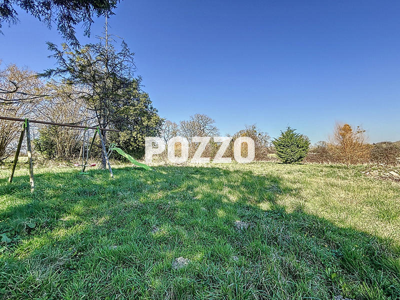 Maison - 192 m² - 9 pièces