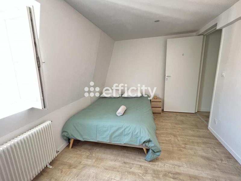 Immeuble - 109 m² - 6 pièces