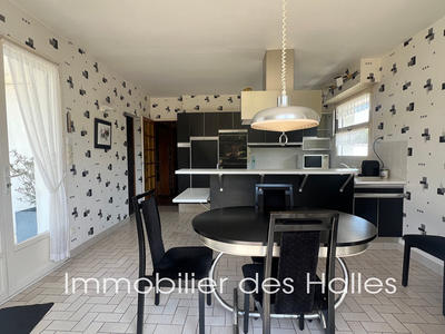 Maison - 213 m² - 6 pièces