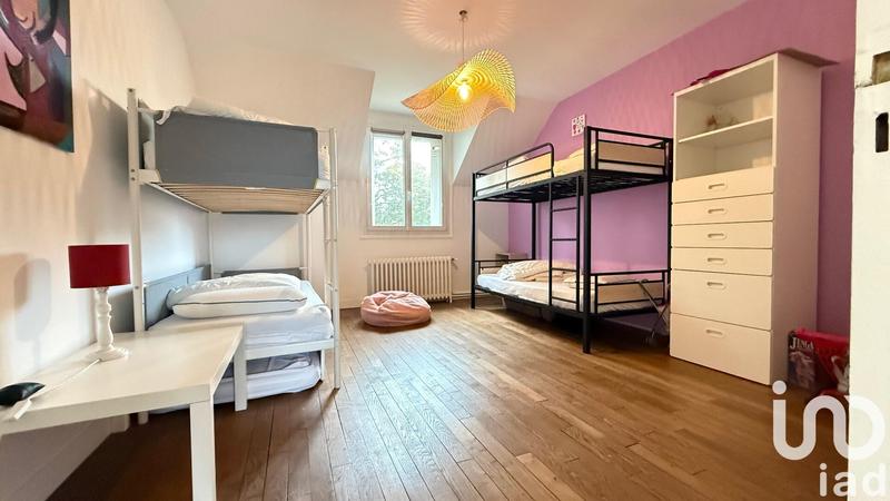 Maison de campagne - 300 m² - 10 pièces