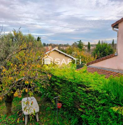 Maison - 92 m² - 4 pièces