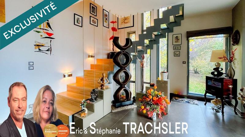 Maison - 445 m² - 10 pièces