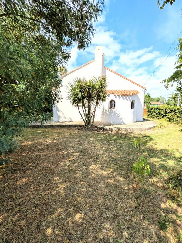 Maison - 180 m² - 8 pièces