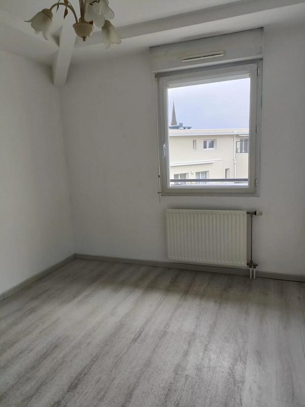 Appartement - 85 m² - 3 pièces