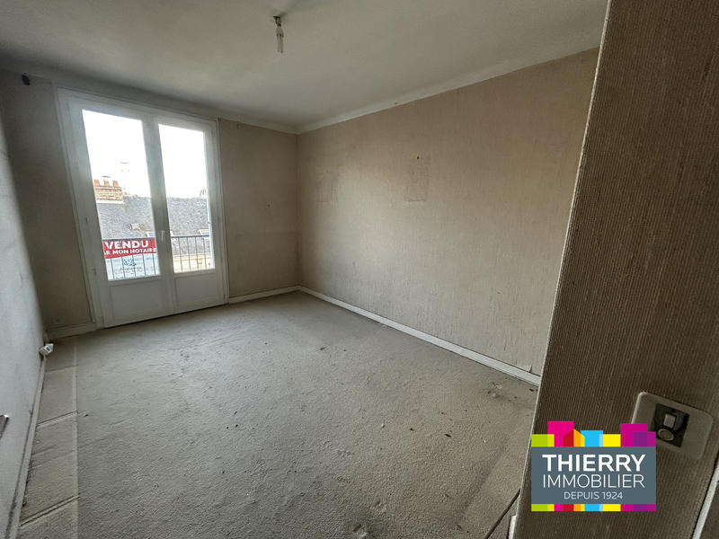 Appartement - 90 m² - 4 pièces