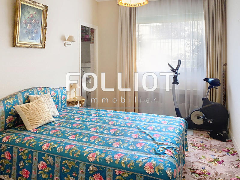 Appartement - 211 m² - 7 pièces