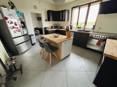 Maison - 138 m² - 3 pièces