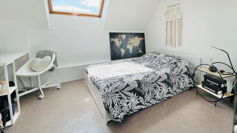 Maison - 180 m² - 7 pièces