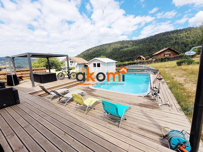 Maison - 135 m² - 5 pièces