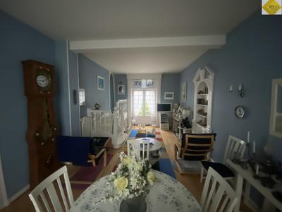 Maison - 129 m² - 6 pièces