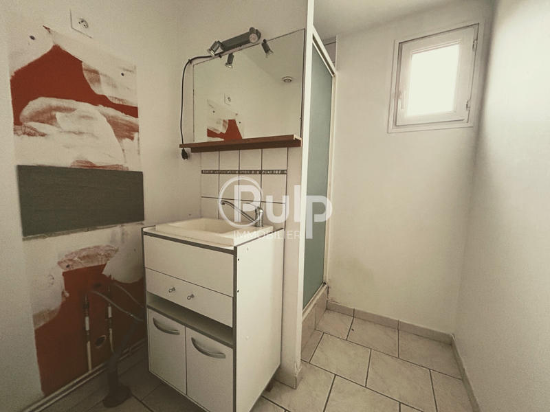 Studio - 35 m² - 3 pièces