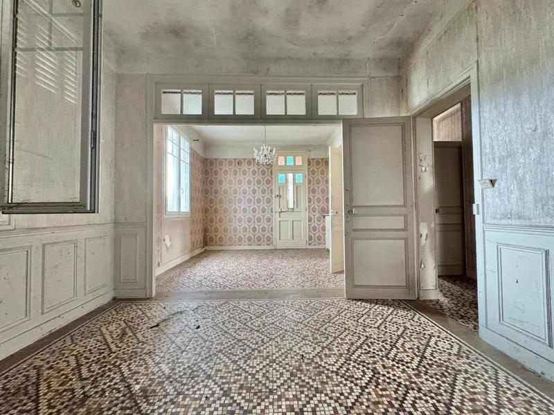 Maison - 95 m² - 5 pièces