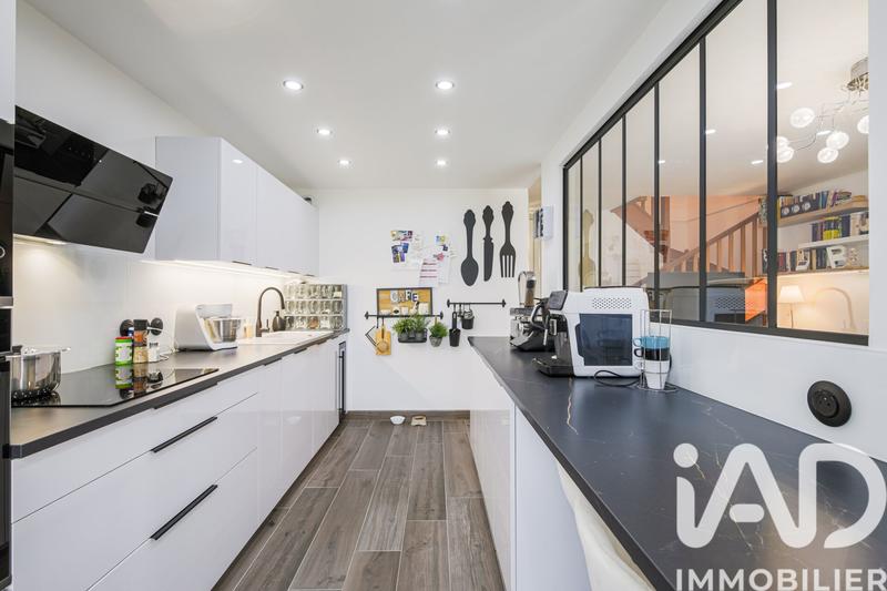 Duplex - 92 m² - 4 pièces