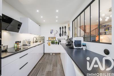 Duplex - 92 m² - 4 pièces