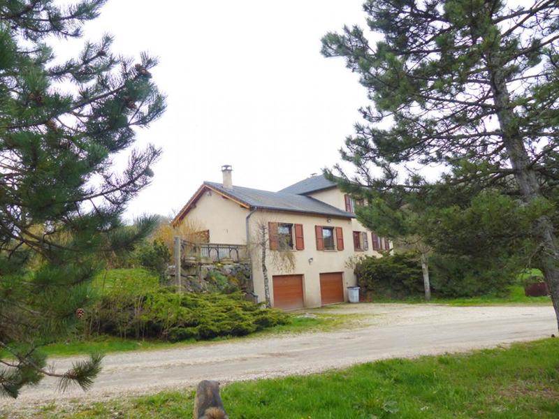 Maison - 199 m² - 7 pièces