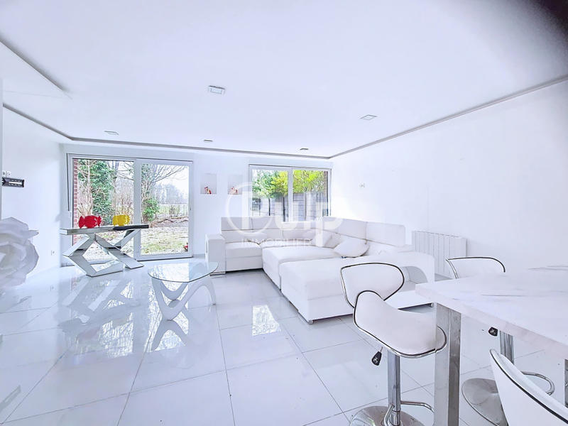 Maison - 84 m² - 4 pièces