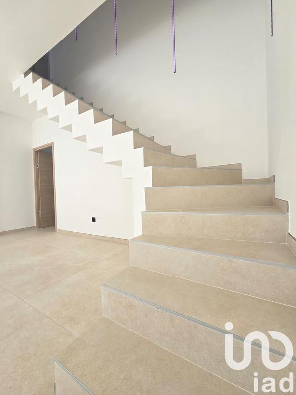 Maison - 120 m² - 4 pièces