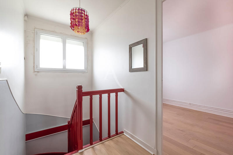 Maison - 88 m² - 4 pièces