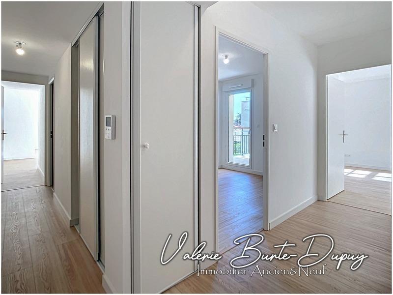 Appartement - 90 m² - 4 pièces