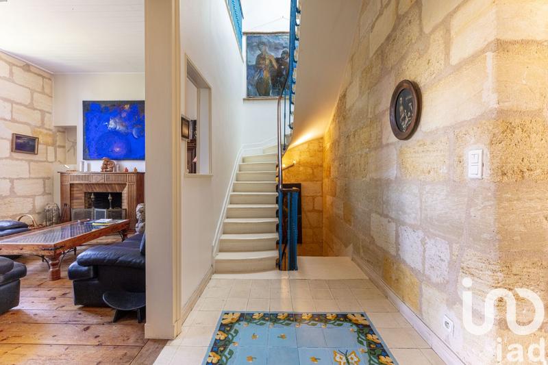 Maison - 200 m² - 8 pièces