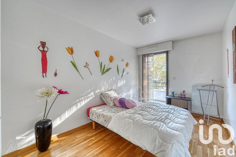 Appartement - 100 m² - 5 pièces