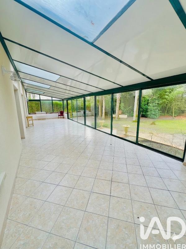 Maison - 196 m² - 8 pièces