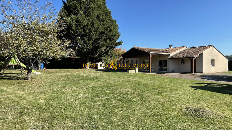 Maison - 137 m² - 6 pièces