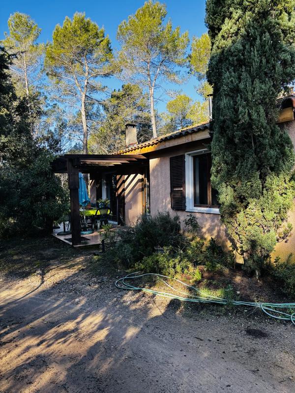 Maison - 93 m² - 4 pièces