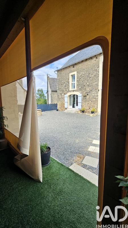 Maison de campagne - 251 m² - 7 pièces