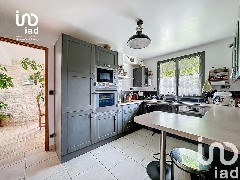 Maison - 137 m² - 6 pièces