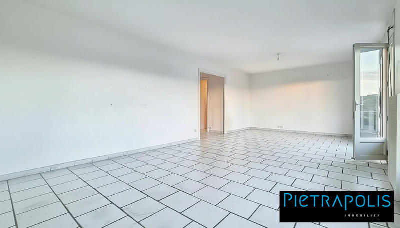 Appartement - 93 m² - 4 pièces