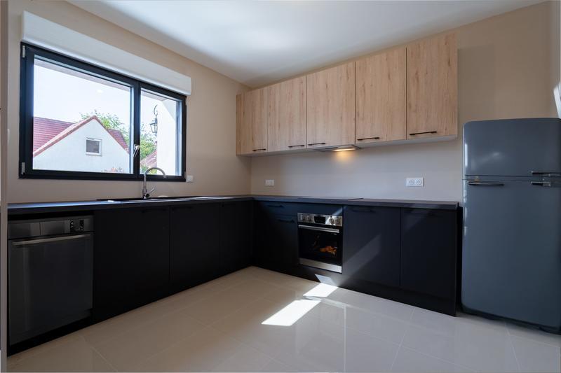 Maison - 92 m² - 6 pièces