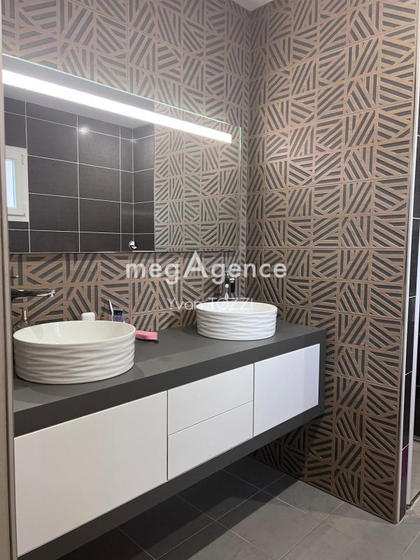 Maison - 77 m² - 5 pièces