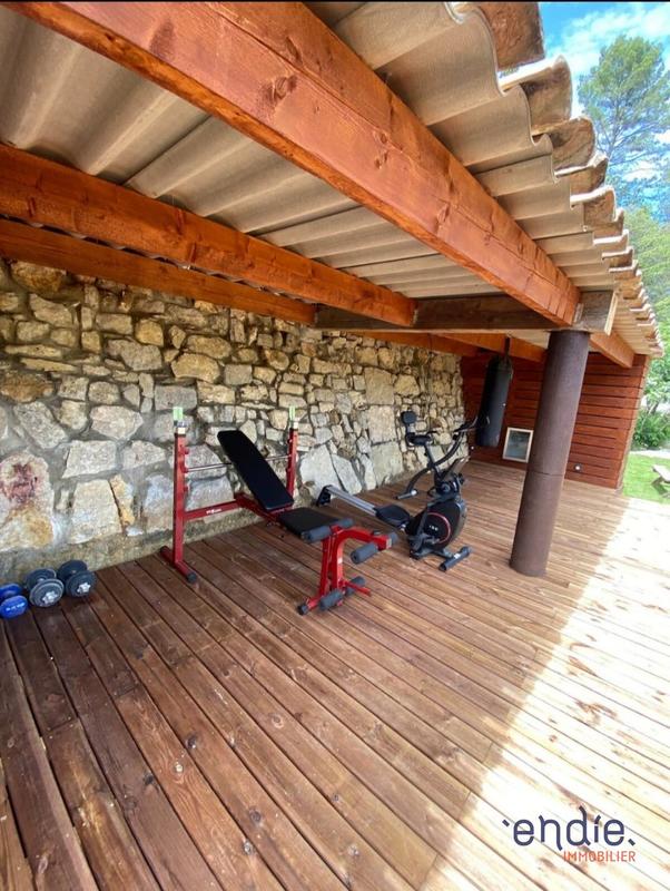 Maison - 140 m² - 4 pièces