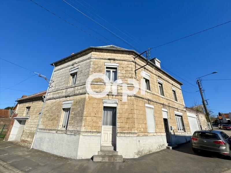 Maison - 150 m² - 5 pièces