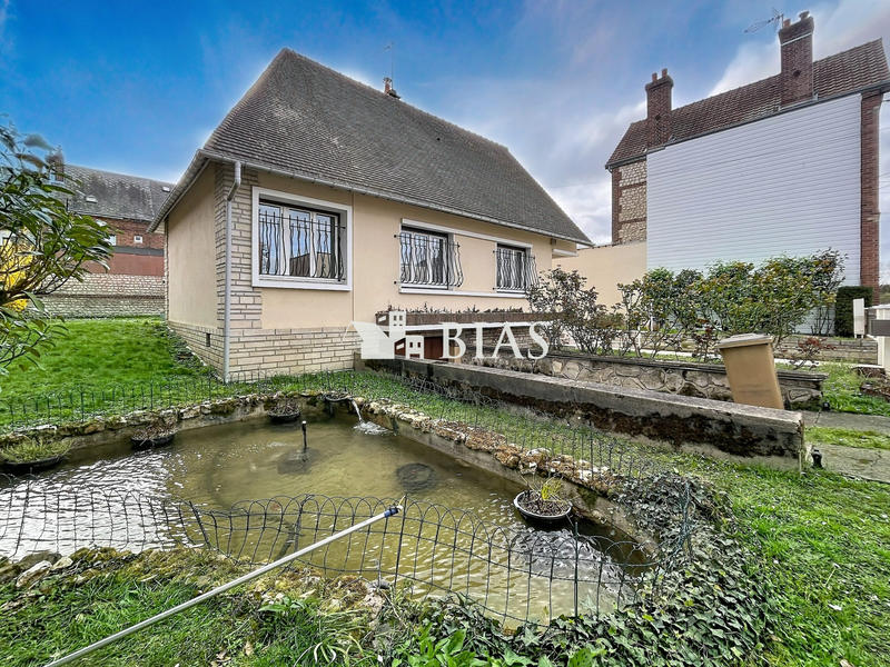 Maison - 105 m² - 5 pièces