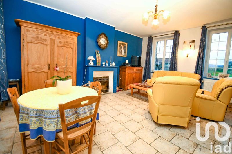 Maison - 235 m² - 8 pièces