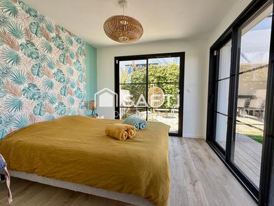 Maison - 163 m² - 5 pièces