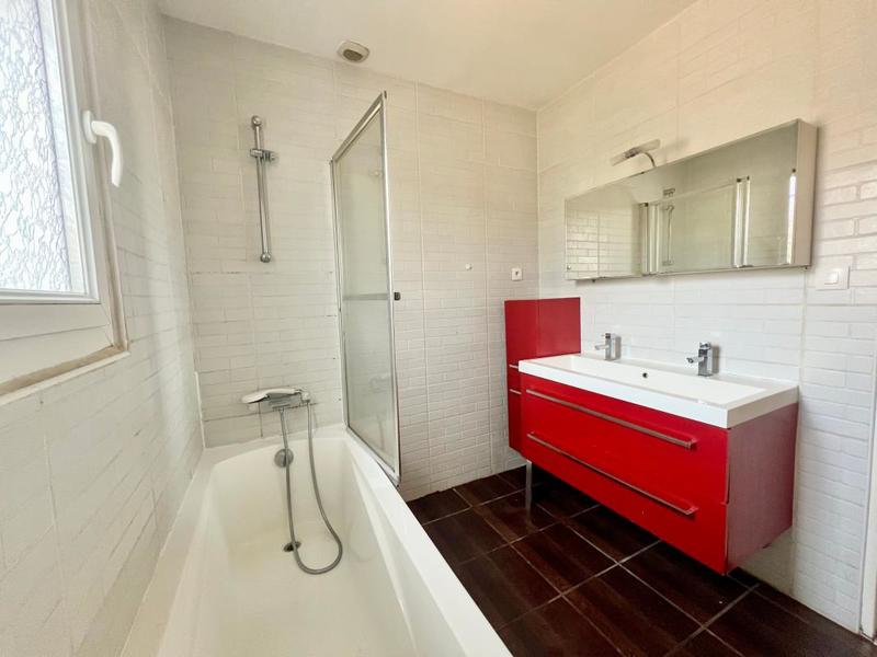 Maison - 125 m² - 6 pièces