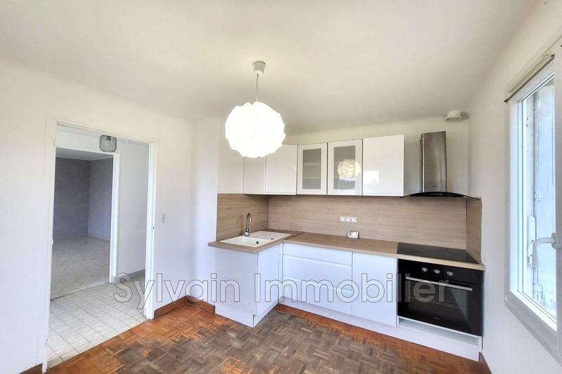 Pavillon - 75 m² - 4 pièces