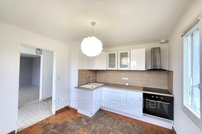 Pavillon - 75 m² - 4 pièces