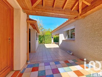 Maison - 210 m² - 10 pièces