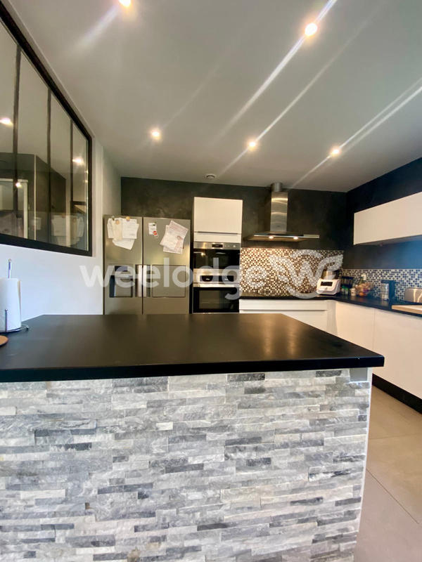 Maison - 165 m² - 6 pièces