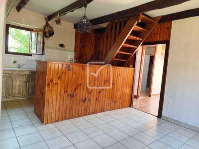 Maison - 61 m² - 5 pièces