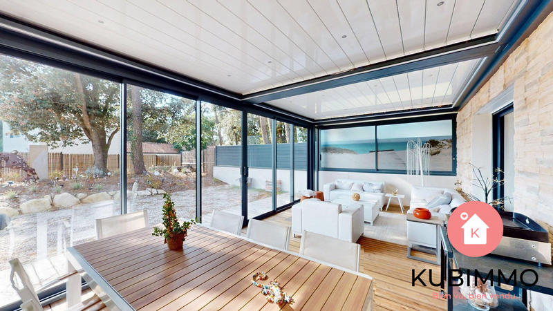 Maison - 207 m² - 6 pièces