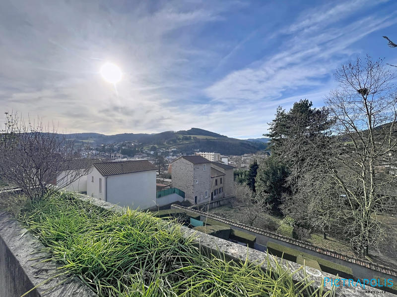 Appartement - 82 m² - 4 pièces